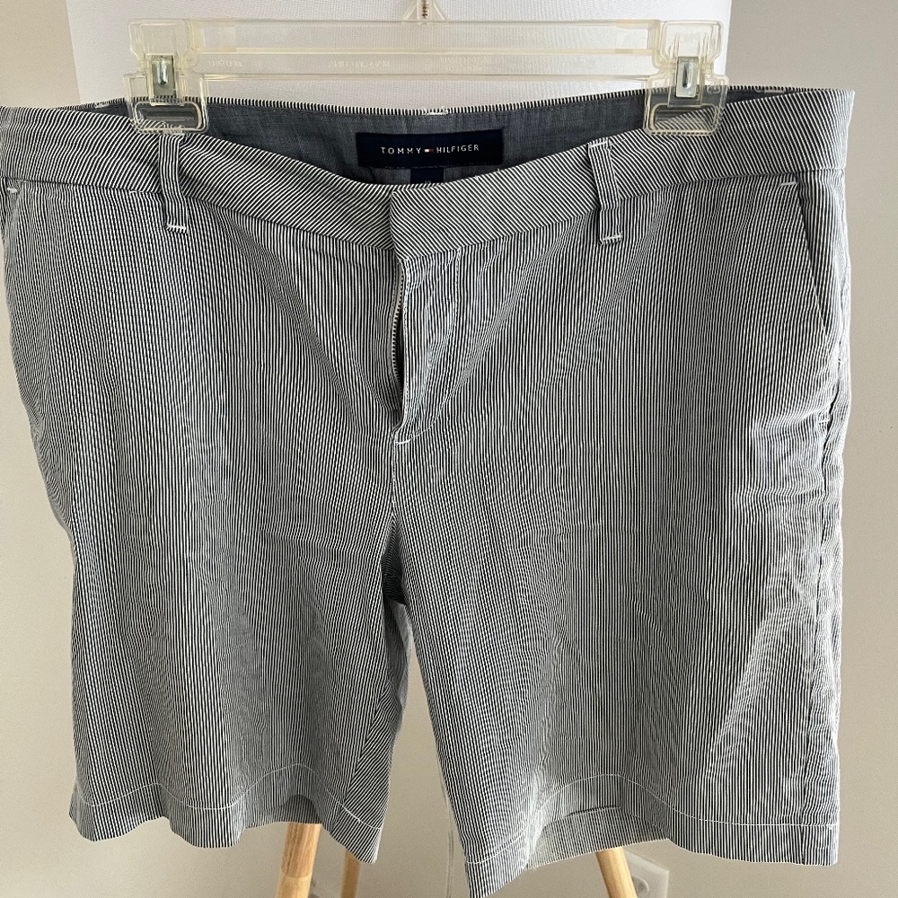 Tommy Hilfiger Size 10 Shorts